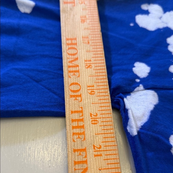 Def Leppard Blue Tie-Dye Men's Short Sleeve Tee Size Medium - Picture 5 of 7